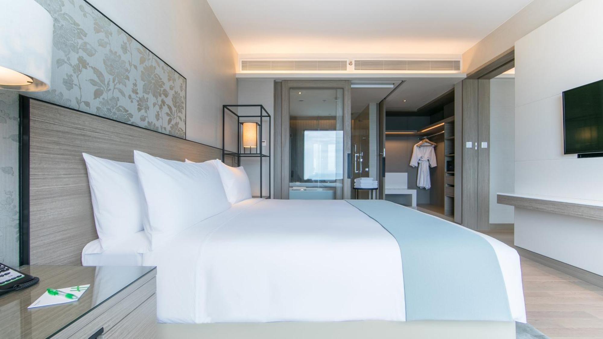 Holiday Inn & Suites Rayong City Centre By Ihg Extérieur photo