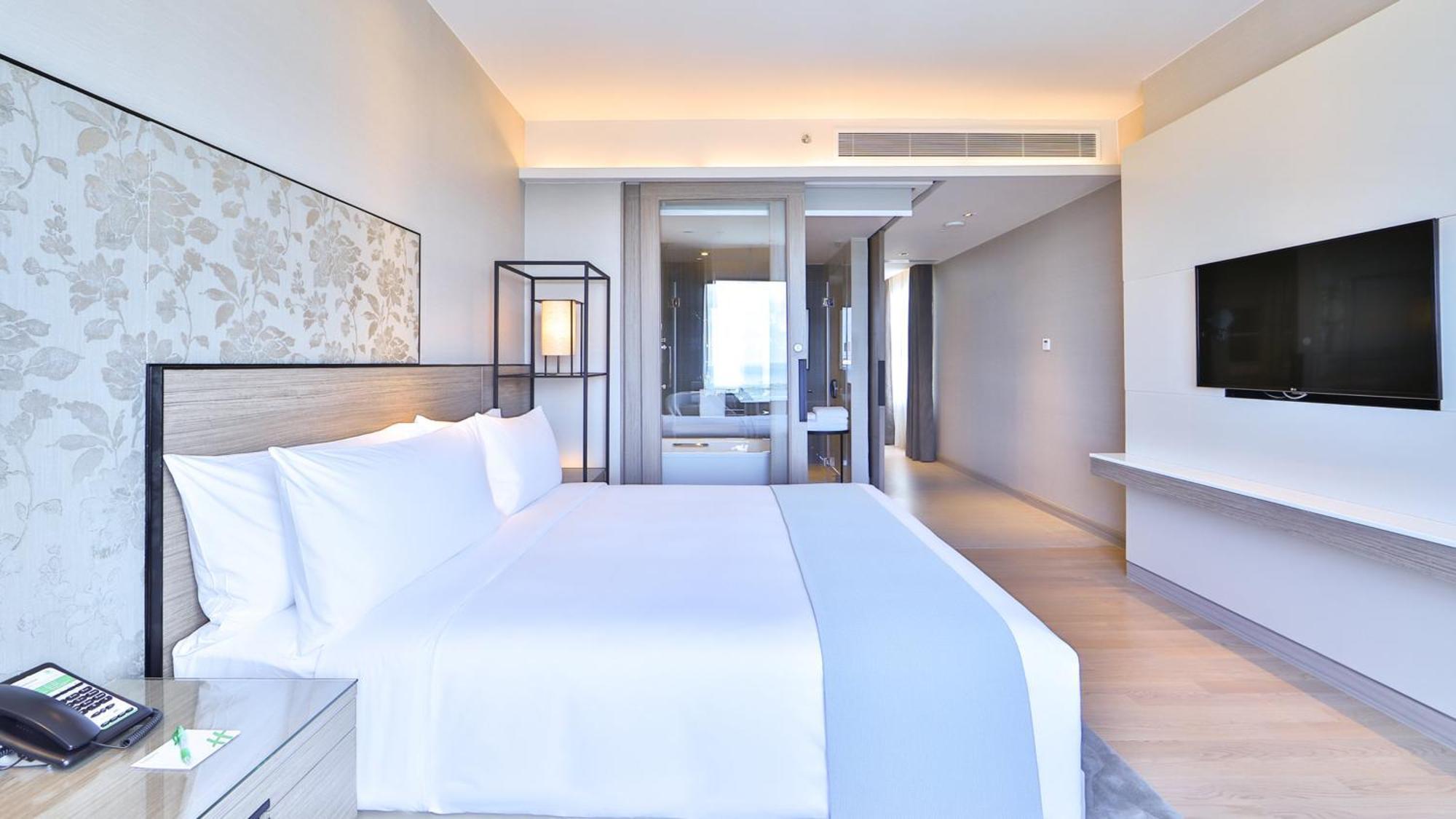 Holiday Inn & Suites Rayong City Centre By Ihg Extérieur photo