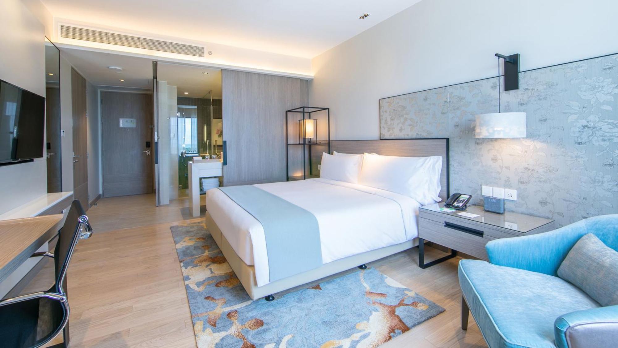 Holiday Inn & Suites Rayong City Centre By Ihg Extérieur photo